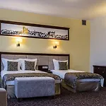 Zamek 4*