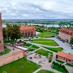 Zamek 4*