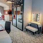 酒店 Zamek 格涅夫