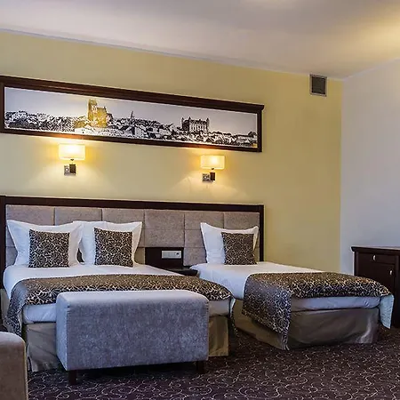 Zamek 4*