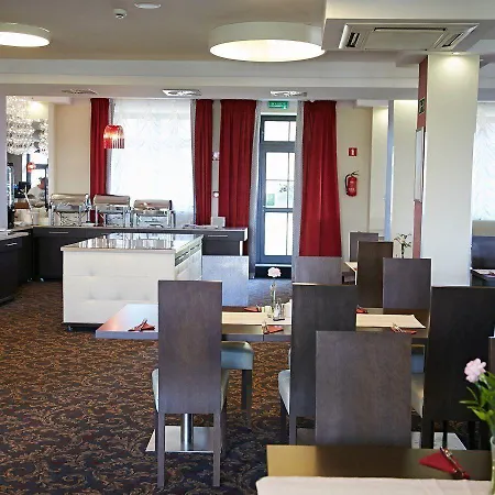 Zamek Hotel 4*