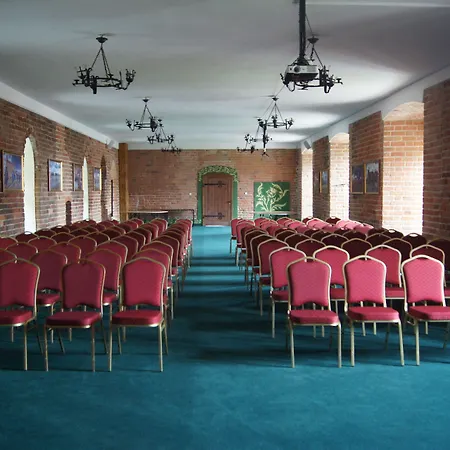 Zamek Hotel 4*