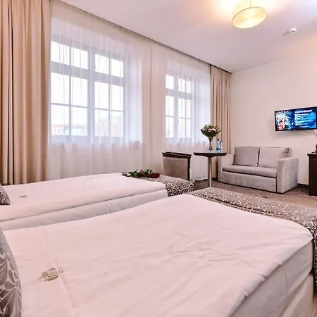 Zamek 4*