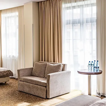 Zamek 4*