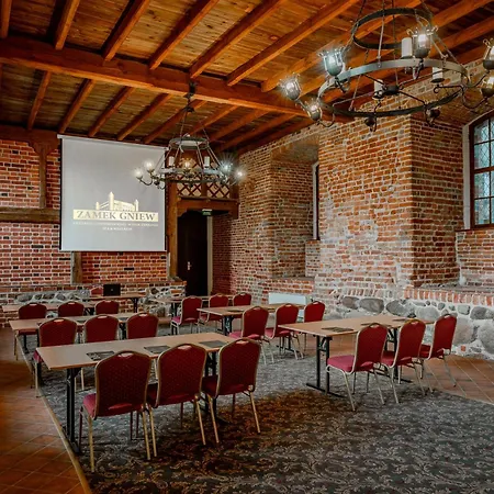 Zamek Hotel 4*