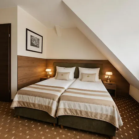 Zamek Hotell 4*