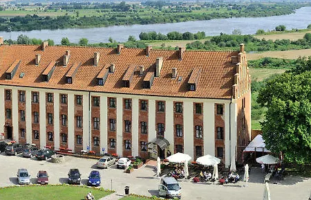 Zamek Hotel 4*