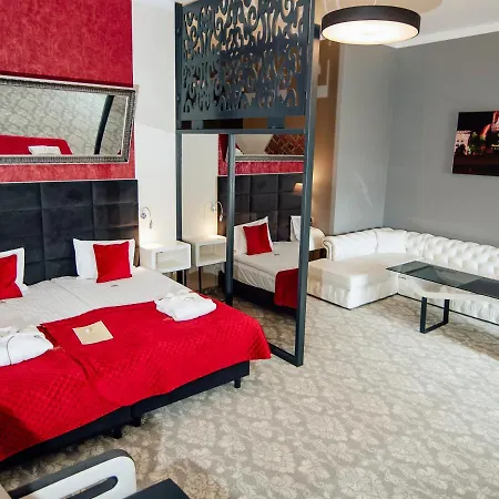 Zamek 4*