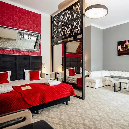 Zamek Hotell 4*