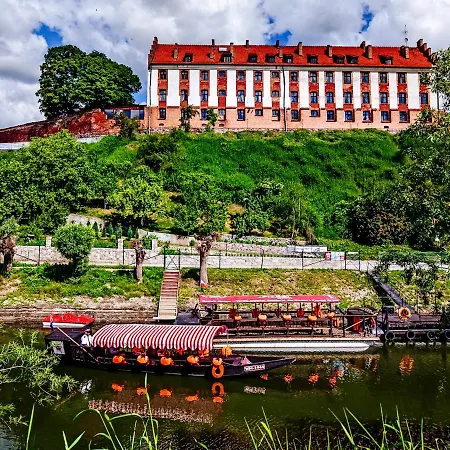 Zamek Hotel 4*